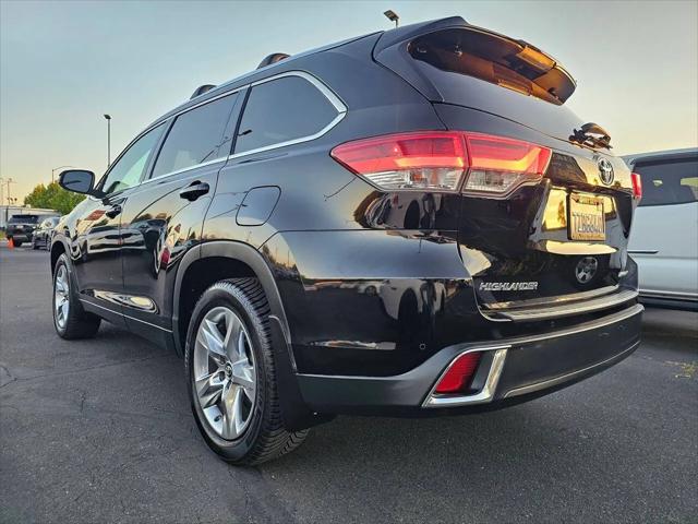 2017 Toyota Highlander Limited