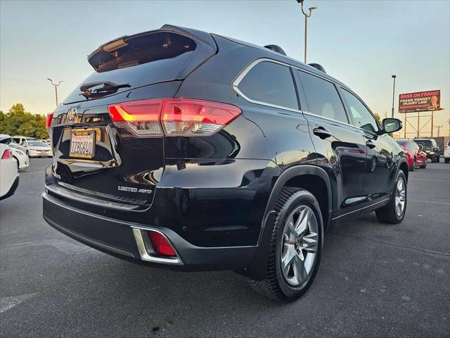 2017 Toyota Highlander Limited