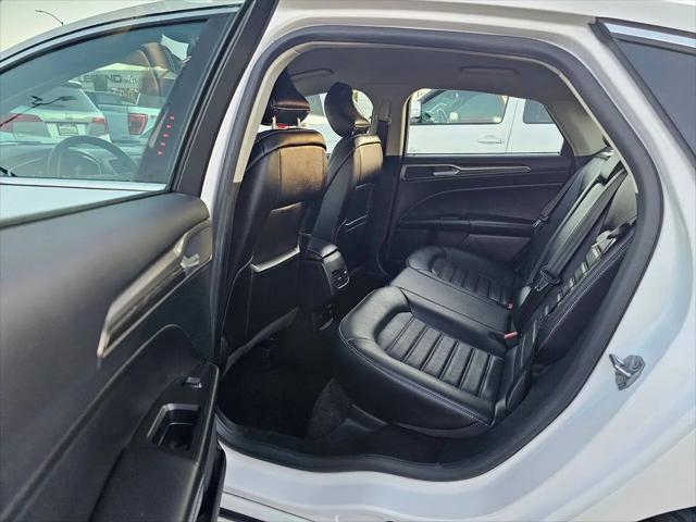 2017 Ford Fusion Energi SE Luxury