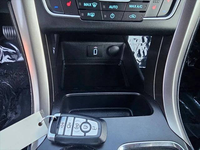 2017 Ford Fusion Energi SE Luxury