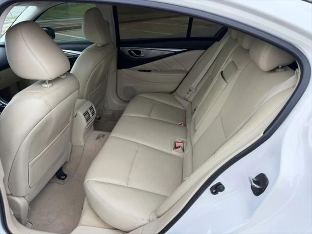 2014 INFINITI Q50 Premium