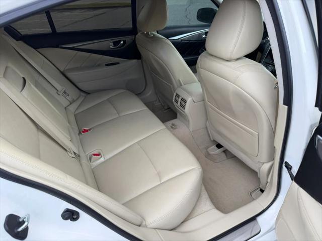 2014 INFINITI Q50 Premium