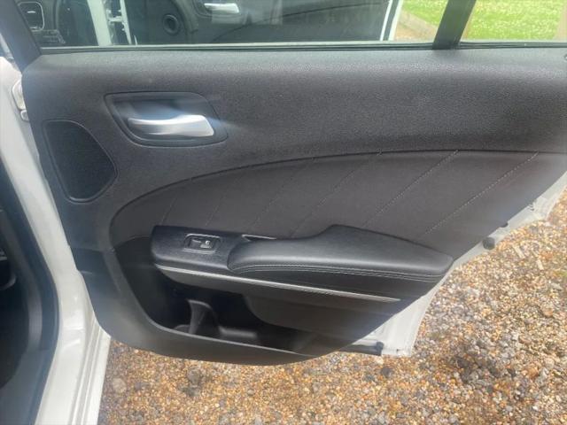 2015 Dodge Charger SXT