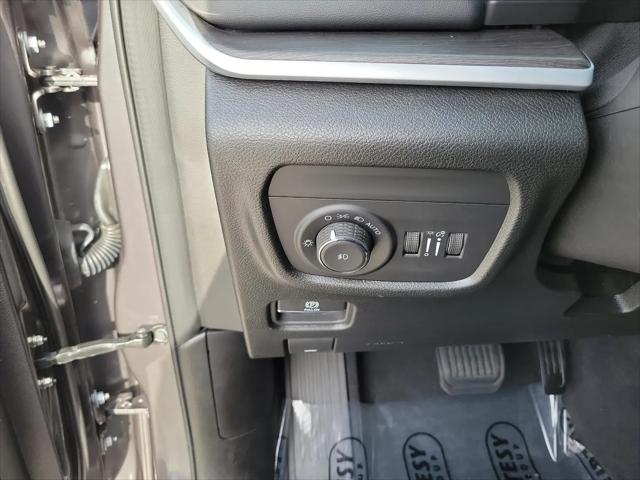 2025 Jeep Grand Cherokee L Limited 4x2