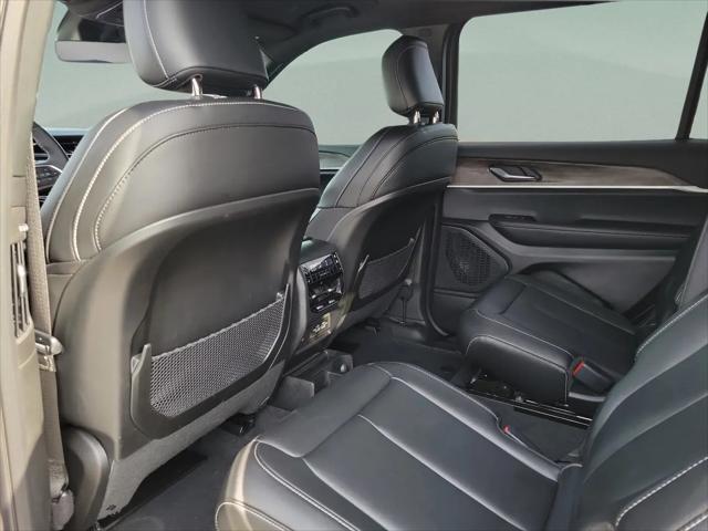 2025 Jeep Grand Cherokee L Limited 4x2