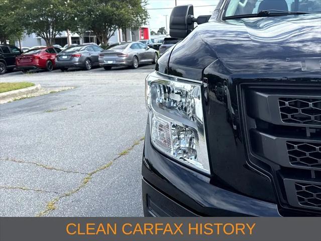 2024 Nissan Titan Crew Cab SV 4x2