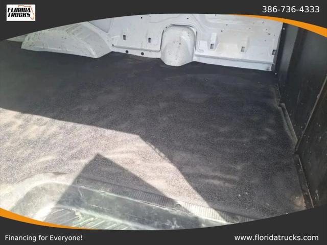 2009 Ford E-350 Super Duty Commercial