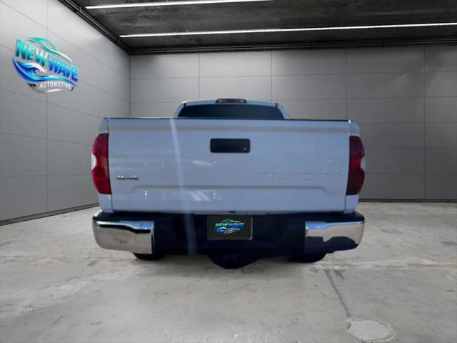 2017 Toyota Tundra SR5 5.7L V8