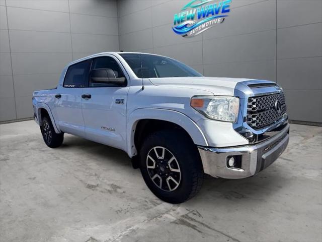 2017 Toyota Tundra SR5 5.7L V8