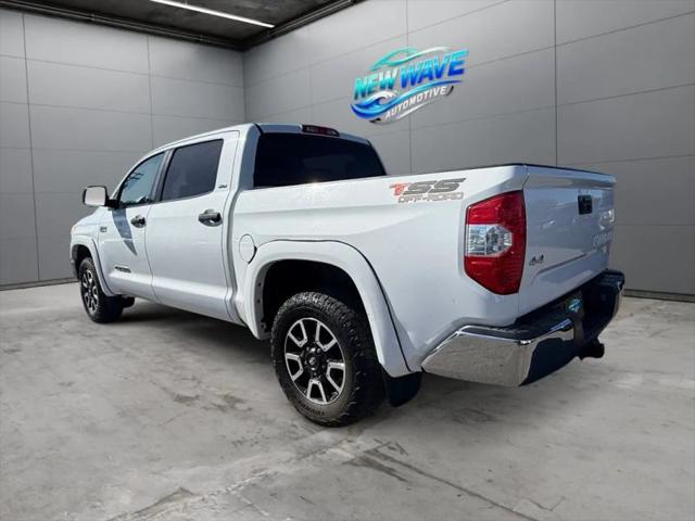 2017 Toyota Tundra SR5 5.7L V8