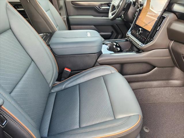 2026 GMC Yukon XL 4WD AT4