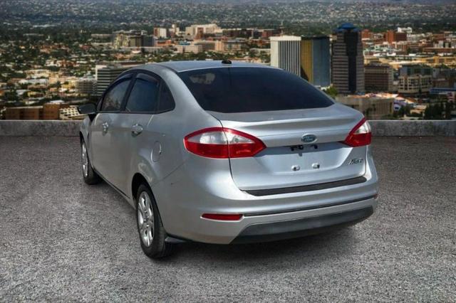 2015 Ford Fiesta SE
