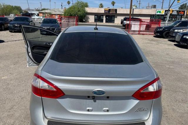 2015 Ford Fiesta SE