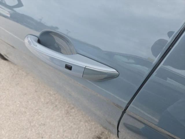 2022 Hyundai Elantra Hybrid Blue