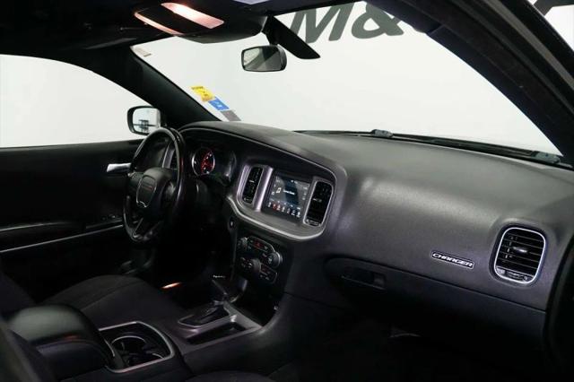 2022 Dodge Charger SXT RWD