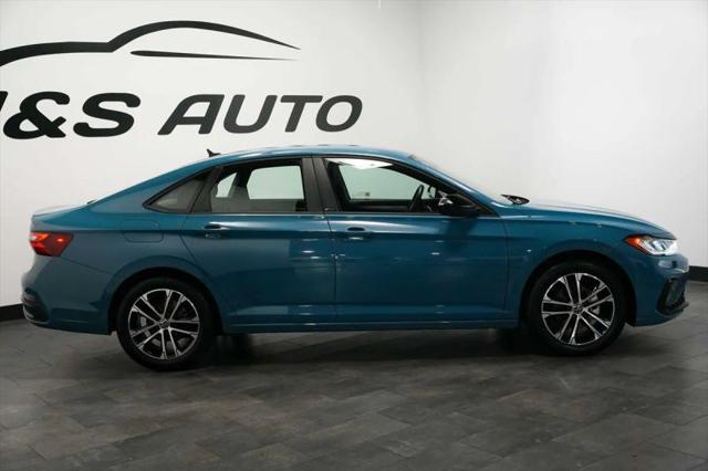 2025 Volkswagen Jetta 1.5T Sport