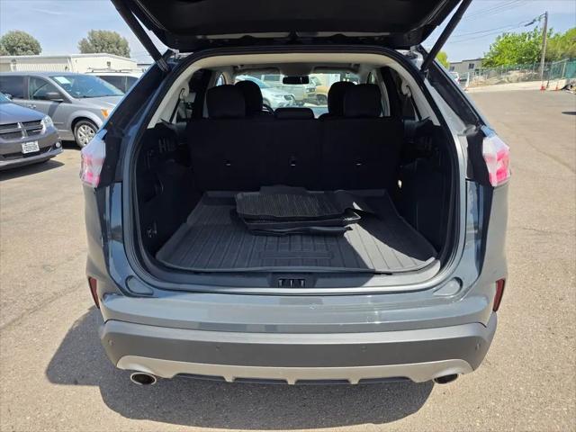 2021 Ford Edge Titanium