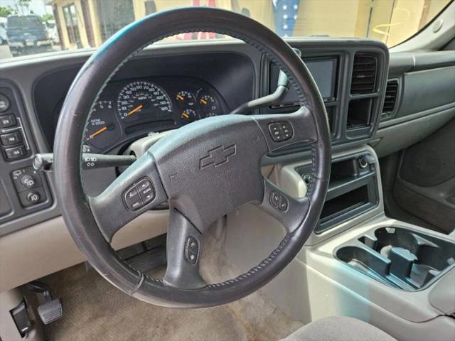 2005 Chevrolet Suburban LS