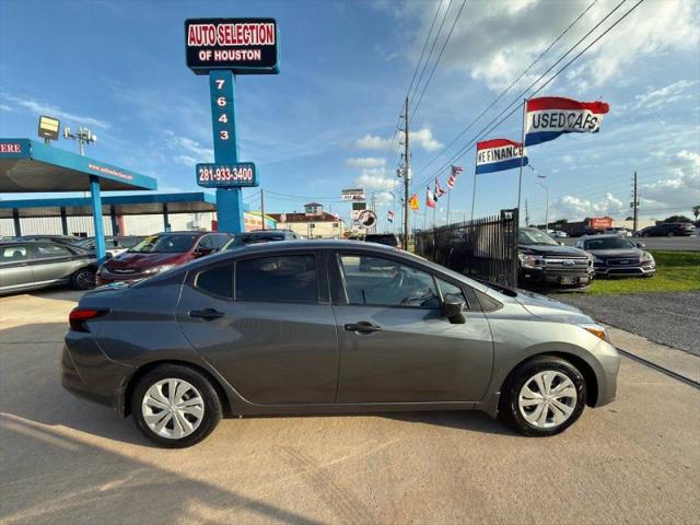 2025 Nissan Versa 1.6 S