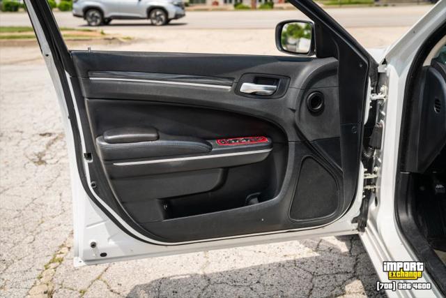 2016 Chrysler 300 Anniversary Edition