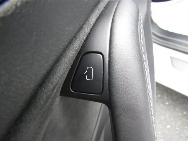 2021 Tesla Model 3 Standard Range Plus Rear-Wheel Drive