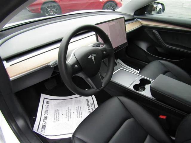 2021 Tesla Model 3 Standard Range Plus Rear-Wheel Drive