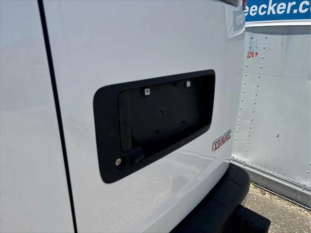 2024 GMC Savana Cargo RWD 2500 Regular Wheelbase Work Van