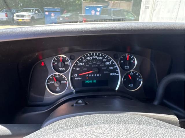 2024 GMC Savana Cargo RWD 2500 Regular Wheelbase Work Van
