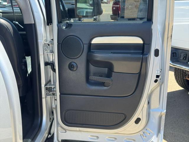 2004 Dodge Ram 2500 SLT/Laramie