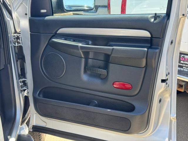 2004 Dodge Ram 2500 SLT/Laramie