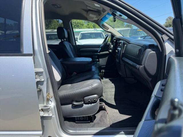 2004 Dodge Ram 2500 SLT/Laramie