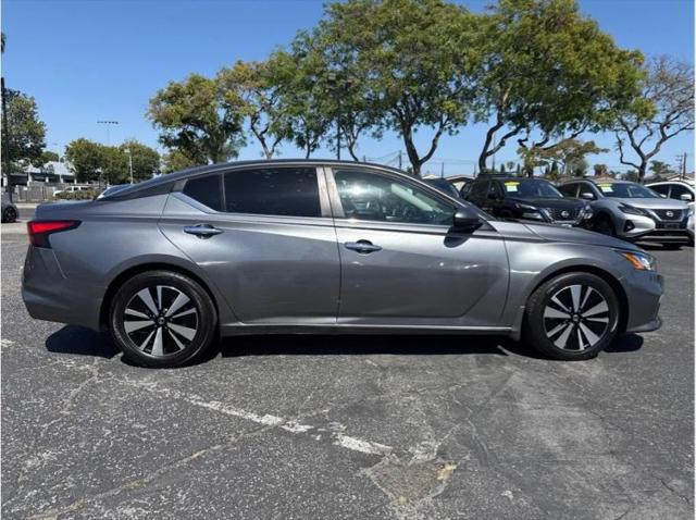 2022 Nissan Altima SV FWD
