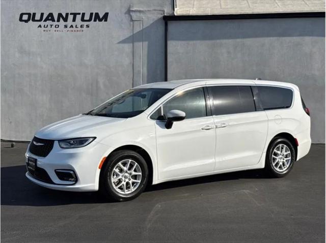 2023 Chrysler Pacifica Touring L for sale in Garden Grove, CA