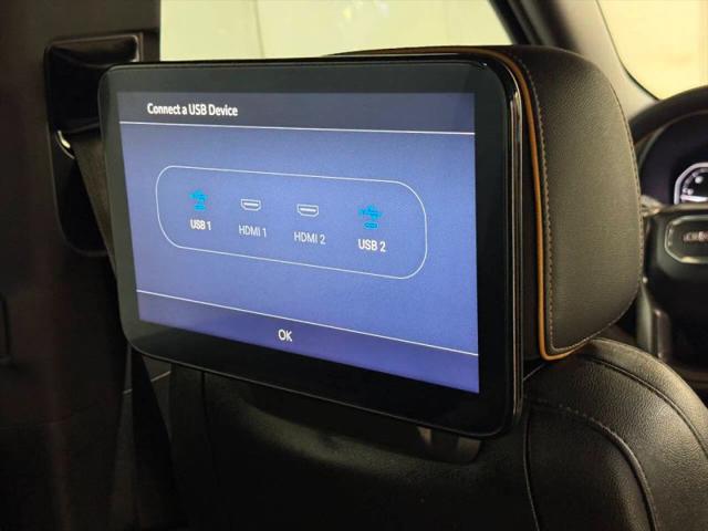 2021 GMC Yukon XL 4WD AT4