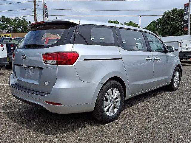 2018 Kia Sedona L