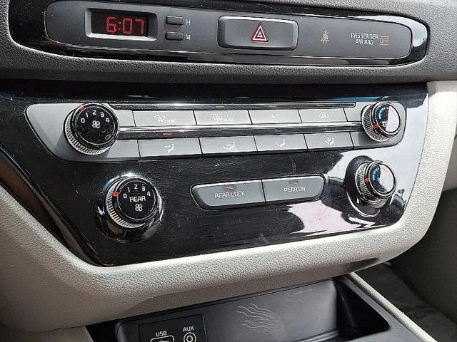 2018 Kia Sedona L