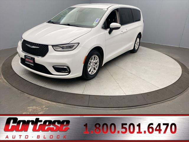 2023 Chrysler Pacifica Touring L for sale in Rochester, NY