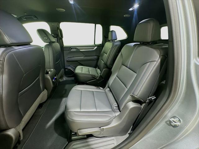 2026 GMC Acadia Elevation FWD