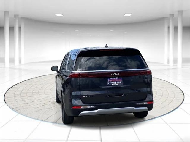 2023 Kia Carnival MPV LX