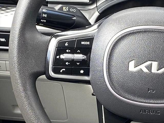 2023 Kia Carnival MPV LX
