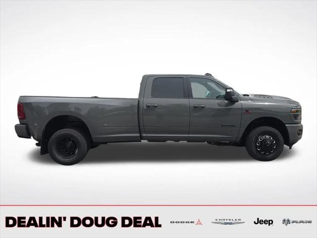 2026 Ram 3500 Laramie Crew Cab 4x4 8' Box