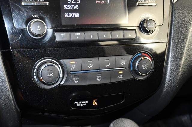 2015 Nissan Rogue S