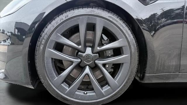 2023 Tesla Model S Standard Range