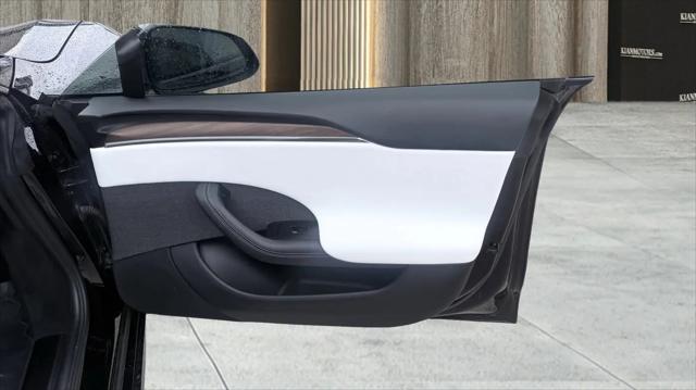 2023 Tesla Model S Standard Range