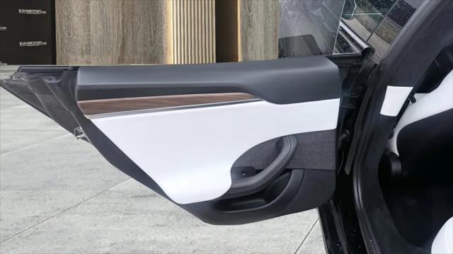 2023 Tesla Model S Standard Range