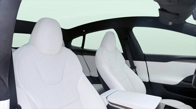 2023 Tesla Model S Standard Range
