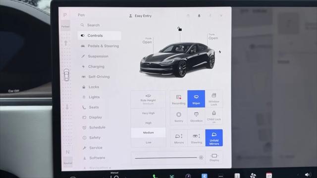 2023 Tesla Model S Standard Range