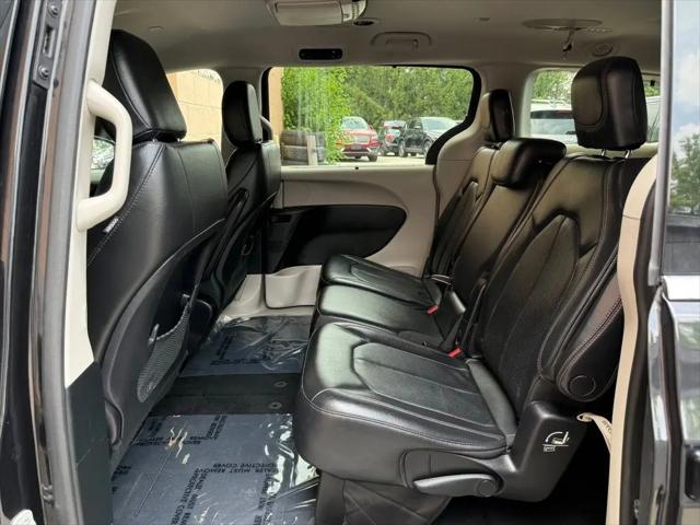 2019 Chrysler Pacifica Touring L