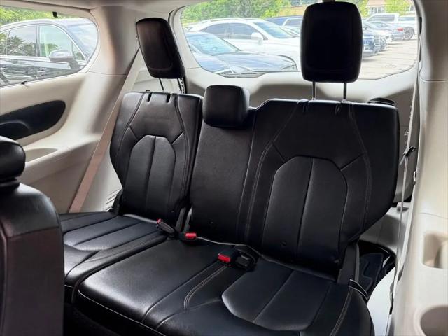 2019 Chrysler Pacifica Touring L