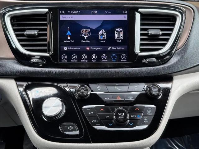 2019 Chrysler Pacifica Touring L
